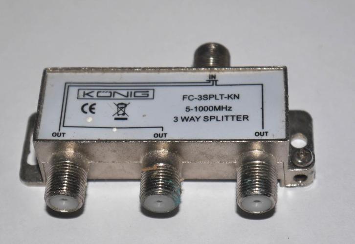 3-weg Antennesplitter, Telecommunicatie, Antennes en Masten, Zo goed als nieuw, Toebehoren, Ophalen of Verzenden