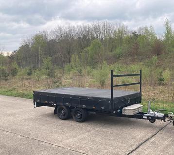 2x Aanhanger 1.Henra Majoor expert  2. Reclame bord aanhange beschikbaar voor biedingen