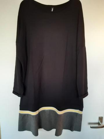 Zo goed als nieuwe sweatjurk van Eksept in maat L.   beschikbaar voor biedingen
