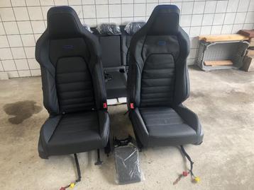 Leer leder interieur VW Golf 8 R R-line beschikbaar voor biedingen