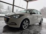 Hyundai i20 1.2i HP Blue 84PK 5D 2017 Wit, Auto's, 83 pk, 40 €/maand, 4 cilinders, Wit