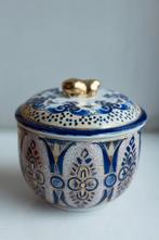 Chinese pot prachtig gedecoreerd beschilderd, goud en blauw, Antiek en Kunst, Antiek | Keramiek en Aardewerk, Ophalen of Verzenden
