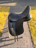 Anatomica Octant 17,5 inch zadel incl Sprenger stijgbeugels, Ophalen, Zo goed als nieuw, Dressuur