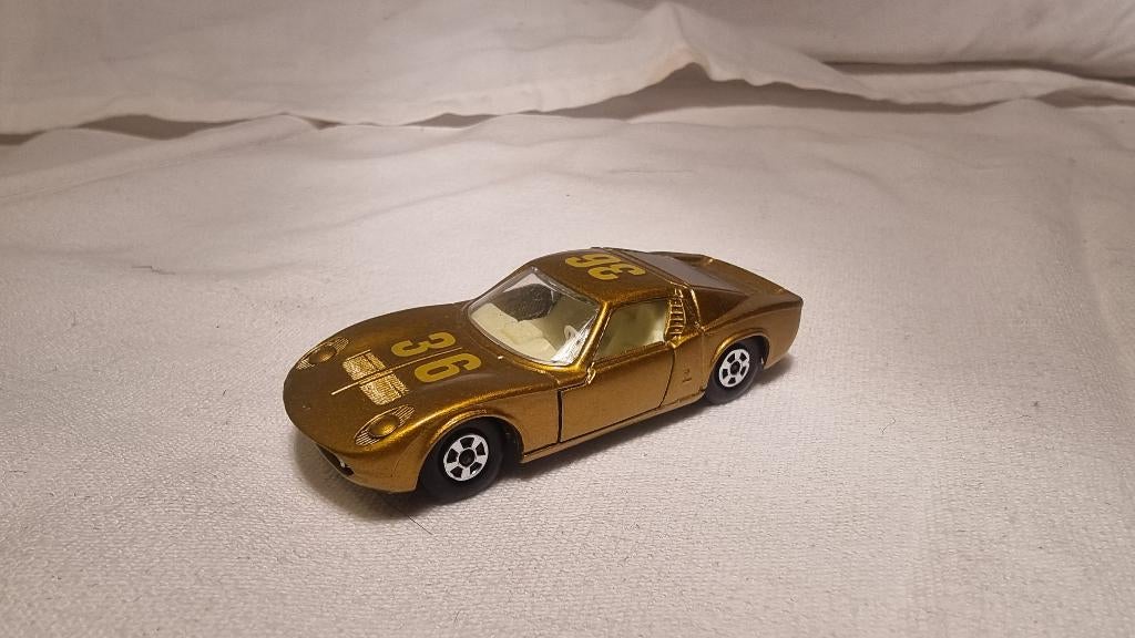 matchbox Lamborghini miura 33a, Ophalen of Verzenden, Zo goed als nieuw, Auto, Matchbox
