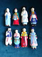 Handgesneden Chinese-Koriaanse figuren in klederdracht, Ophalen of Verzenden, Zo goed als nieuw, Mens