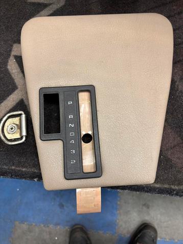 Bmw e34 beige middenconsole plaat automaat  beschikbaar voor biedingen
