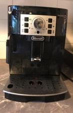 Delonghi magnifica S koffiemachine met koffiemolen, Ophalen of Verzenden, Zo goed als nieuw, Koffiemachine