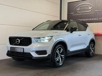 Volvo XC40 2.0 T4 R-Design Pano, ACC, Virtual Cockpit, Apple beschikbaar voor biedingen