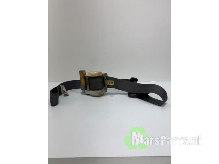 Veiligheidsgordel rechts-voor van een Toyota Starlet, Auto-onderdelen, Interieur en Bekleding, Toyota, Gebruikt, 6 maanden garantie