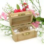 Schitterende houten kistje als trouwringen doosje., Ophalen of Verzenden, Nieuw, Feestartikel, Geboorte of Huwelijk