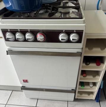 Gasfornuis beschikbaar voor biedingen