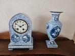 antieke klok met delfts blauwe details en vaas, Ophalen of Verzenden