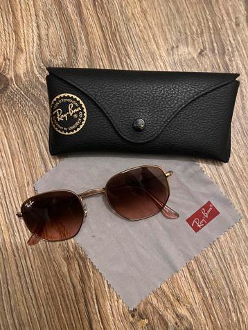 Orginele Rayban zonnebril met bruine glazen beschikbaar voor biedingen