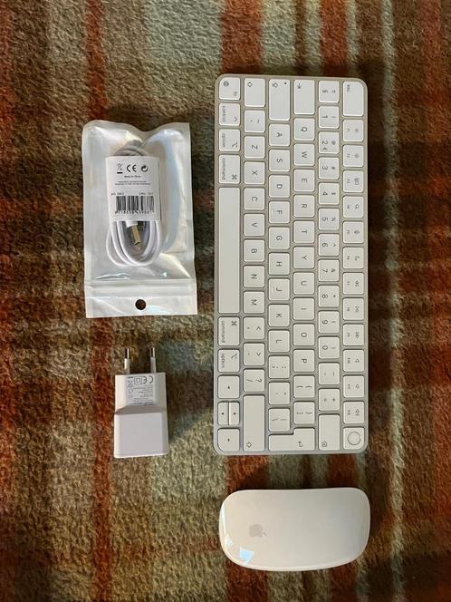 Apple Magic Keyboard en muis nieuw., Computers en Software, Toetsenborden, Nieuw, Overige indelingen, Ergonomisch, Opvouwbaar