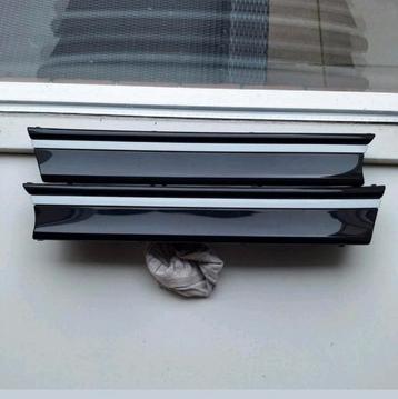  vw id5 id4 sierstrip naast koplampen 11A853583 en 11A853584 beschikbaar voor biedingen