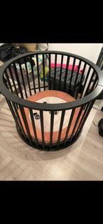 Europe baby zwarte ronde box, Kinderen en Baby's, Boxen, Ophalen, Zo goed als nieuw, Rond, Wieltjes