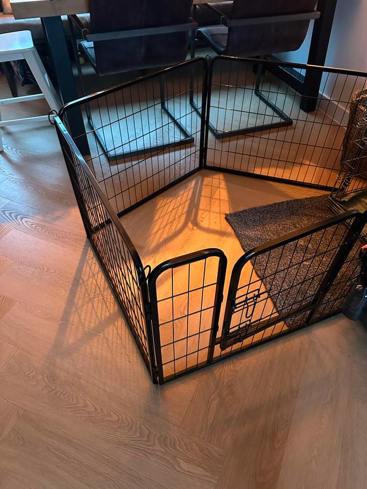 Puppyren, 60cm hoog, Dieren en Toebehoren, Hondenbenches, Ophalen