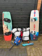 Kitesurf set compleet (8m2, 11m2, bar, 2 boards en harnas, Watersport en Boten, Ophalen, Kitesurf-set, 11 m², Zo goed als nieuw