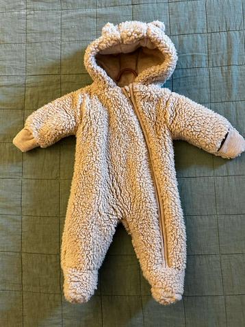 Baby warme overall beschikbaar voor biedingen