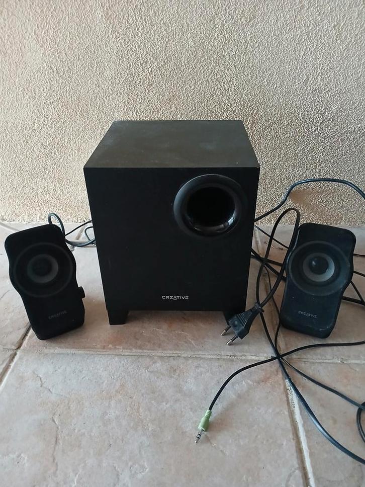 Creative A220 PC Speakers met Subwoofer voor mobiel, laptop, Computers en Software, Pc speakers, Gebruikt, Ophalen of Verzenden
