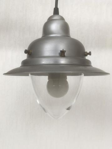 VandeHeg visserslamp beschikbaar voor biedingen