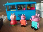 Bus Peppa Pig met geluid en veel poppetjes, Ophalen of Verzenden, Gebruikt, Jongen of Meisje