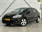 Renault Mégane Estate 1.6 Dynamique Airco Cruise Navi NAP, Voorwielaandrijving, Gebruikt, 4 cilinders, Zwart
