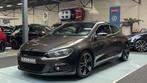 Volkswagen Scirocco 1.4 TSI Uniek! Clima! Navi! (bj 2011), Gebruikt, 4 cilinders, Bruin, 122 pk