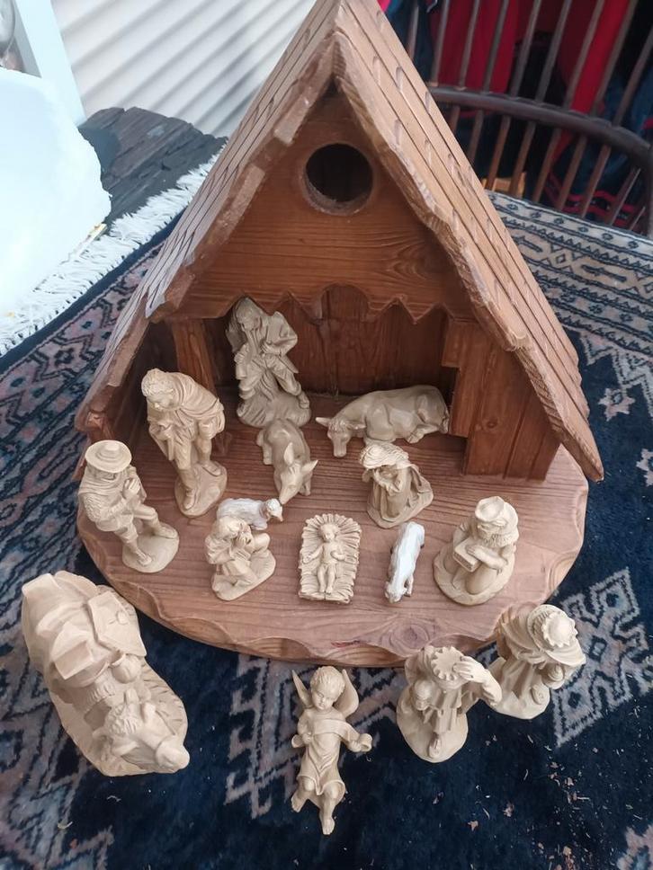 Complete kerststal, Antiek en Kunst, Antiek | Religie, Ophalen of Verzenden