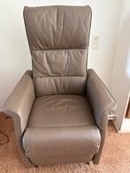 Ciar stoel met afstandsbediening rug/ voeten. Bruin leder, Huis en Inrichting, Fauteuils, Ophalen, Gebruikt, 50 tot 75 cm, Leer