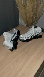 Nieuwe Nike Shox White/Black - Maat 44, Ophalen of Verzenden, Nieuw, Wit, Sneakers of Gympen
