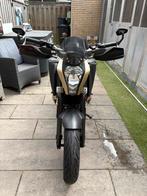 A1 KTM Duke 125, Particulier, 125 cc, 11 kW of minder, 1 cilinder