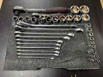 Kraftwerk ringsteeksleutels en ratels en doppen beschikbaar voor biedingen