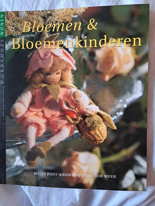 Bloemen en bloemenkinderen- W. Post-Kromhout van der Meer, Boeken, Hobby en Vrije tijd, Zo goed als nieuw, Poppen maken, Ophalen of Verzenden
