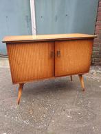 Vintage kastje., Ophalen, Gebruikt, Met deur(en), Sixties