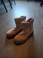 Winter laarsjes, Ophalen of Verzenden, Zo goed als nieuw, Beige