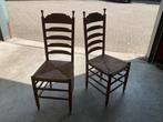 2 stevige stoelen met hoge rugleuning, Ophalen, Zo goed als nieuw, Bruin