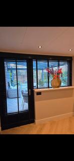 Zwarte bamboe houten jaloezieën, Huis en Inrichting, Stoffering | Gordijnen en Lamellen, Ophalen, Zo goed als nieuw, 150 tot 200 cm