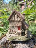 Liliput Lane Tired Timbers., Verzamelen, Beelden en Beeldjes, Ophalen of Verzenden, Zo goed als nieuw, Overige typen