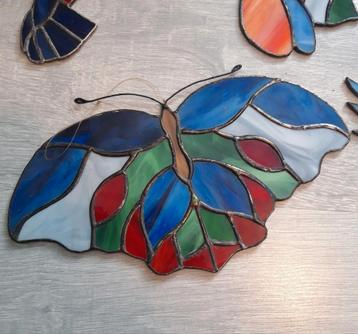 Glas in lood ijsvogel 
vogel raamdecoratie .
 beschikbaar voor biedingen