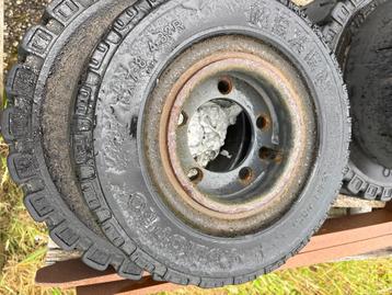 Heftruck banden/wielen banden  beschikbaar voor biedingen