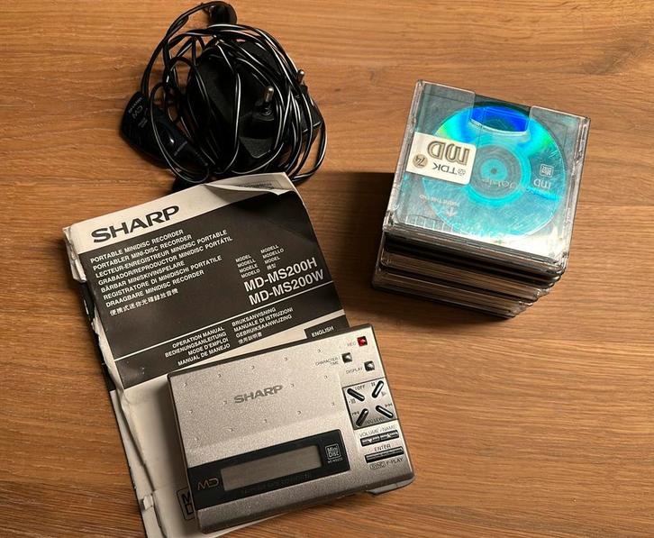 Sharp Minidisc recorder MD-MS200 incl. 11 minidiscs, Audio, Tv en Foto, Walkmans, Discmans en Minidiscspelers, Minidisc-recorder