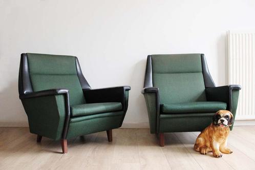 2 groene vintage fauteuils. Retro Mid Century design stoelen, Huis en Inrichting, Fauteuils, Gebruikt, Hout, Stof, Overige materialen