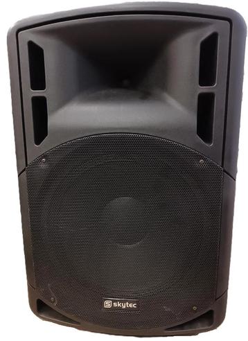 PA speakerbox 15" met ingebouwde versterkermodule 800 Watt beschikbaar voor biedingen