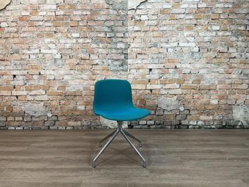 Hay AAC 11 Swivel blauw bij TheReSales beschikbaar voor biedingen