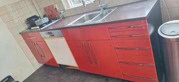 IKEA keuken met apparatuur met eiland beschikbaar voor biedingen