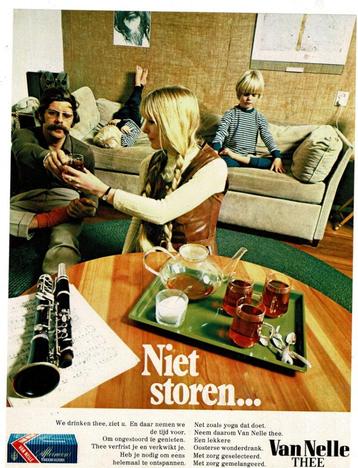 Niet storen we drinken thee, ziet u.En we nemen we de tijd. beschikbaar voor biedingen