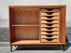 Wandkast '60s ( Retro/Vintage/Design ), Huis en Inrichting, Kasten | Roldeurkasten en Archiefkasten, Ophalen, Gebruikt, Vintage