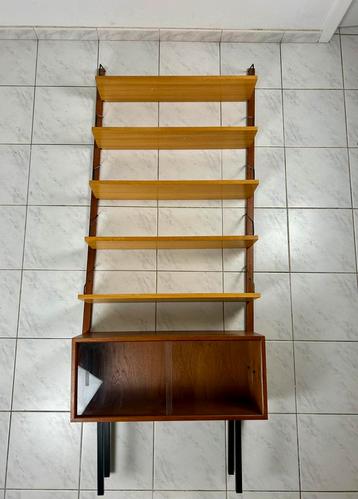 Vintage Poul Cadovius Royal System 1950/1960 beschikbaar voor biedingen
