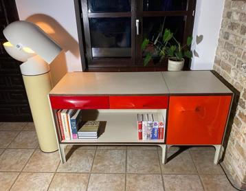 Raymond loewy kast en bureau beschikbaar voor biedingen